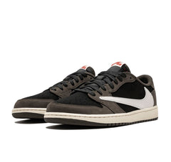 Jordan 1 Retro Low OG "Travis Scott Mocha"