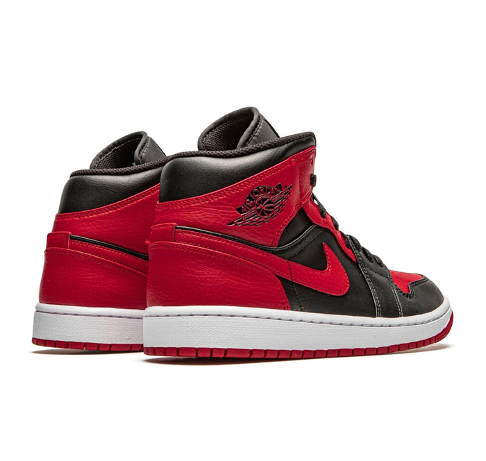 Jordan 1 Mid "Banned"