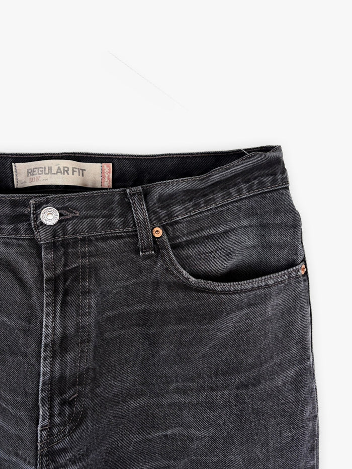 2000s Levi’s 505 Regular Fit Straight Leg Jeans