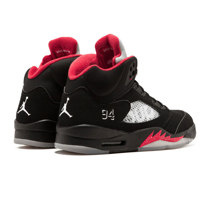 Air Jordan 5 Retro "Supreme Black"