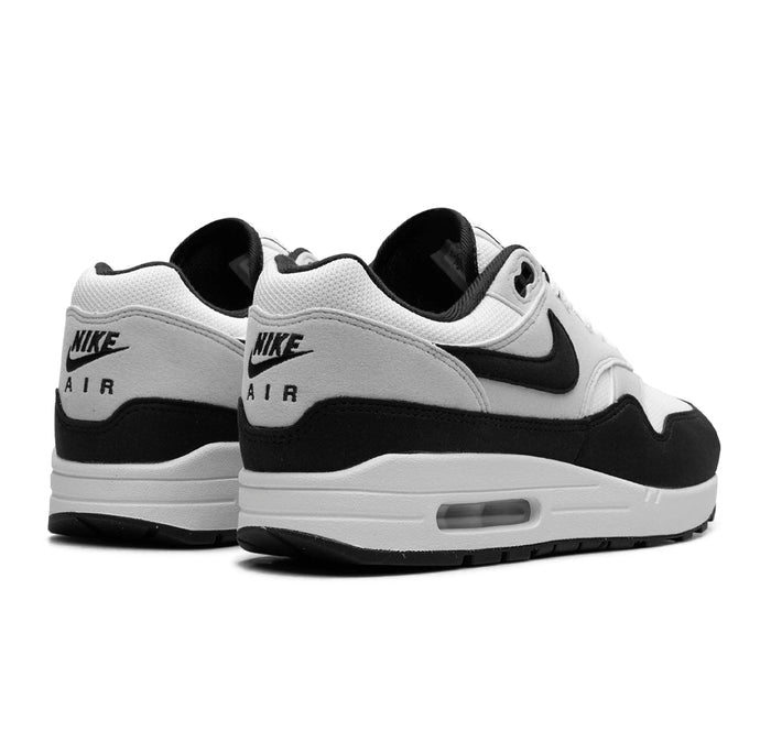 Nike Air Max 1 "Black and White"