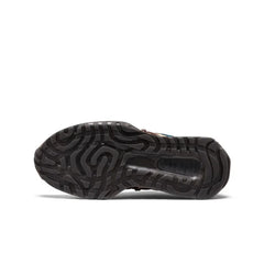 Men's UNEEK Trekker Sneaker