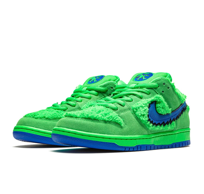 Nike SB Dunk Low "Grateful Dead Bears Green"